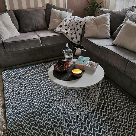 Lux Apartman Lena Belgrade Exterior photo