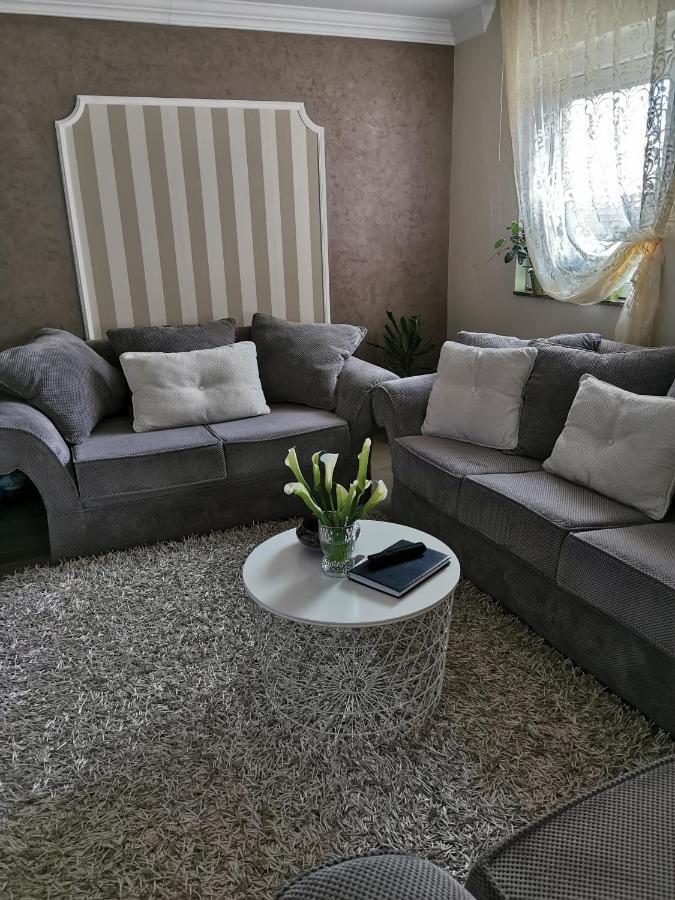 Lux Apartman Lena Belgrade Exterior photo